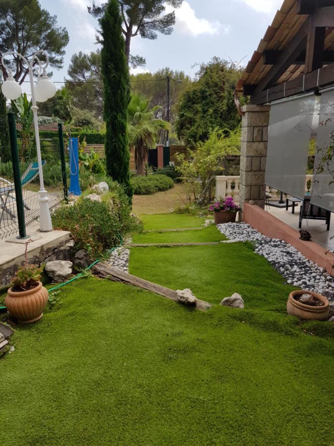 Mas D'Azur Bed and Breakfast Roquefort-les-Pins Exteriör bild